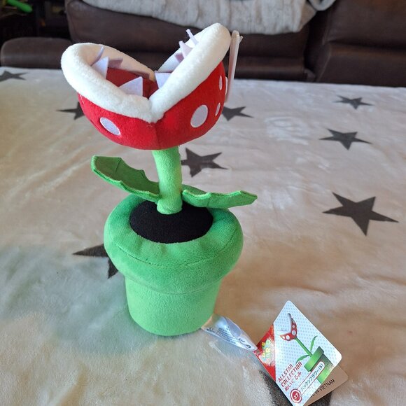 2017 Little Buddy Super Mario Bros. Piranha Plant 9" Plush (NEW WITH TAGS) - Picture 1 of 10